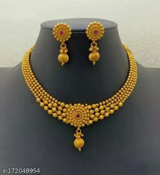 Feminine Chunky Jewellery Sets