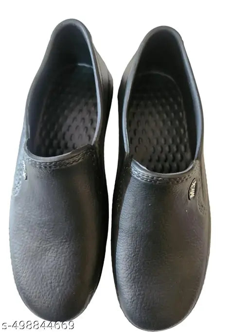 men black formal rubber shoesLightweight men’s formal shoes in black with flexible rubber sole Elegant black rubber sole shoes for men’s formal occasions Men’s durable black formal shoes