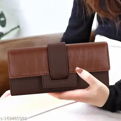 Hand Clutchs For Girls Latest Style Faux Leather 4Card Slots And Phone Pockets