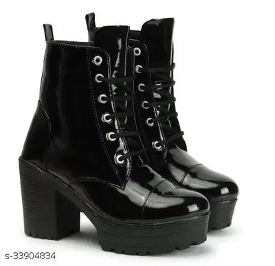 Women New looking Boot shoes