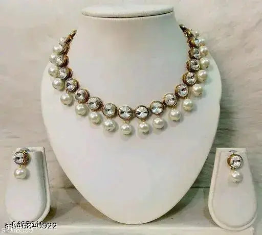 Women's feminine Beautiful Jewellery Set