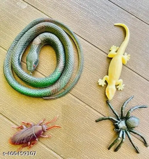 LIFE BETTER® Insect Toy Rubber Snake Lizard Gang Toy