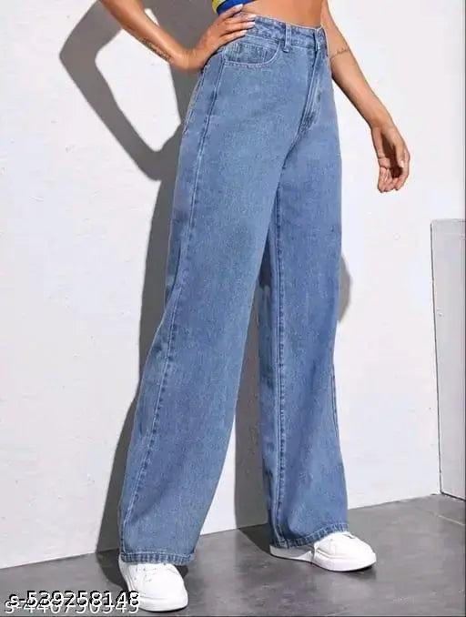 LOOSE FIT LIGHT BLUE JEANS FOR GIRLS AND WOMEN, WOMEN JEANS, WOMEN GIRL JEANS, STRAIGHT FIT WOMEN JEANS, BAGGY JEANS, LOOSE JEANS